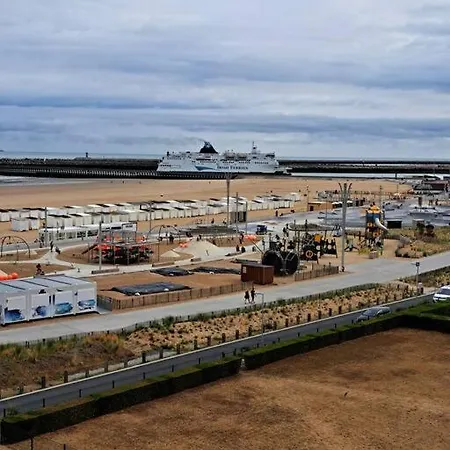 De Calais, Vue Sur Mer!